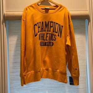 Champion Men’s 2XL sweatshirt